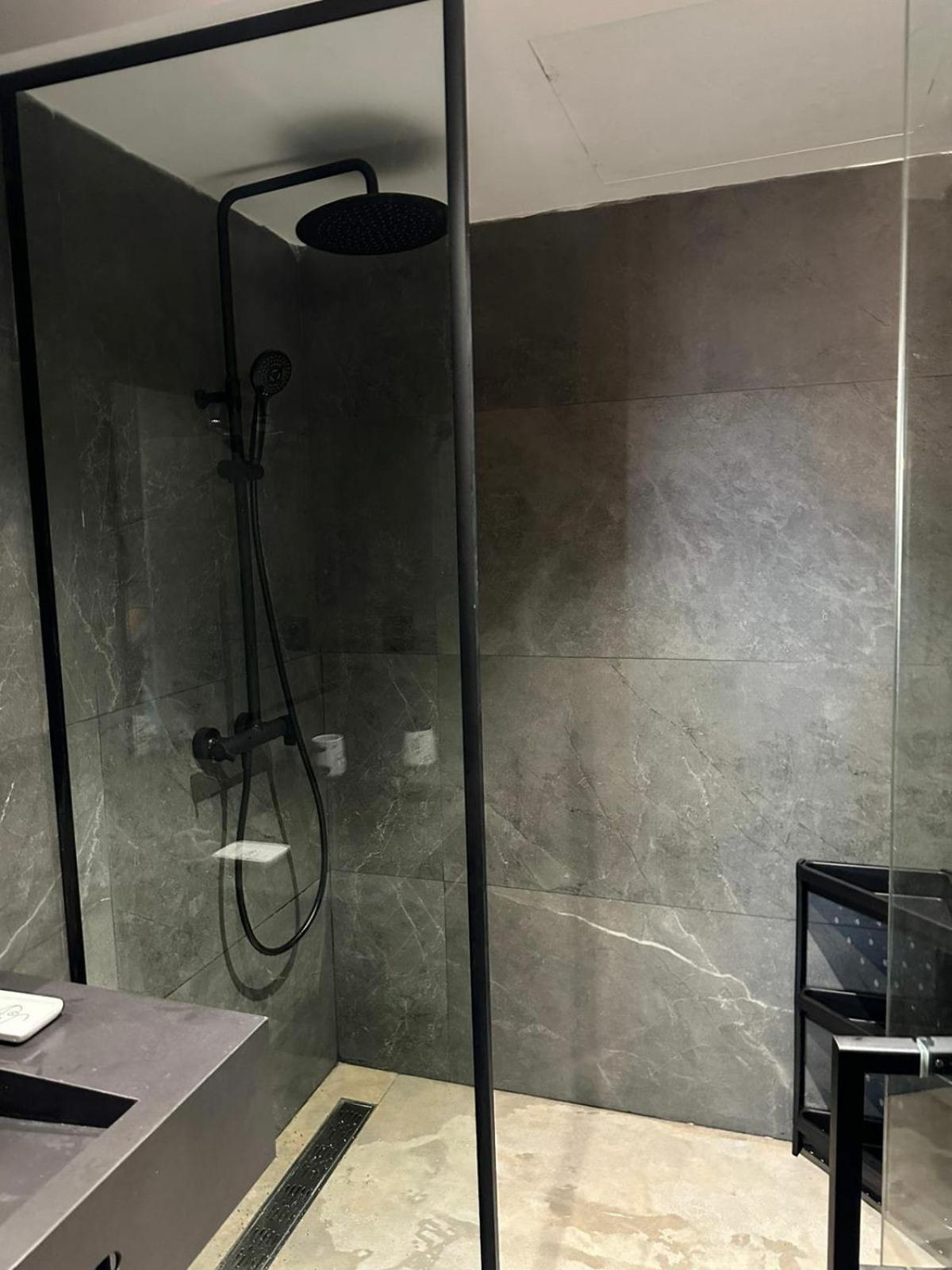 Luxury 1-bedroom Appartement *